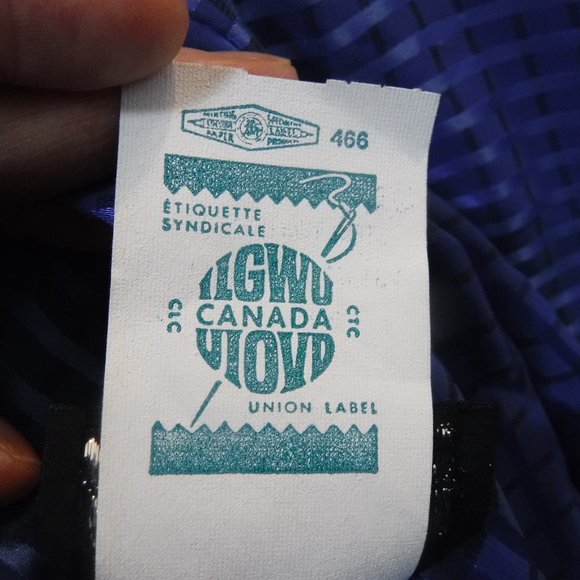 Cowl-neck chiffon dress with peplum & dolby sleeves, vintage 1970s-1980s - Picture 10 of 16